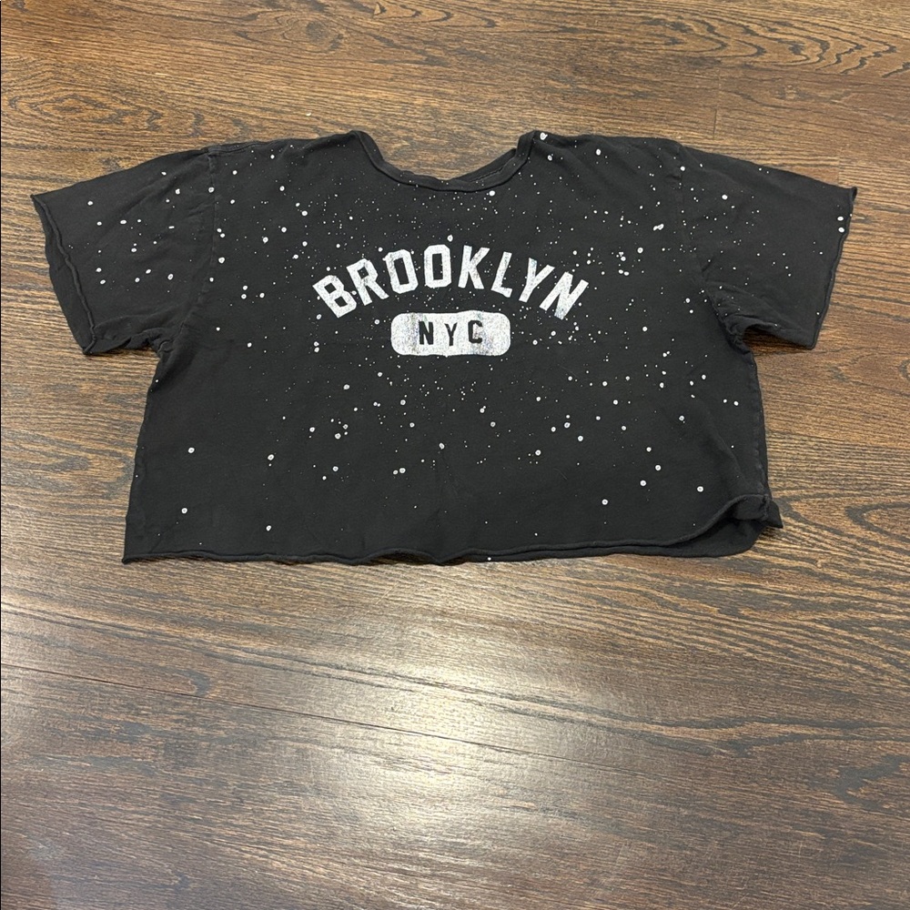 Original Retro Brand Junior Girl’s Black and White Brooklyn Tee Size Large
